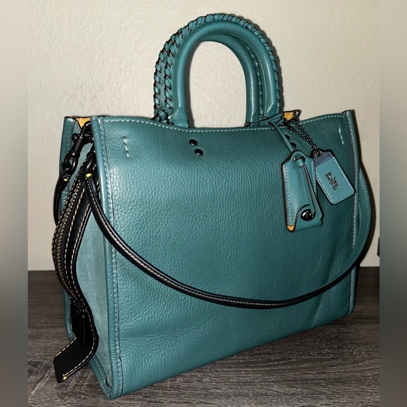 Coach Rogue 30/31 - Picture 4 of 4